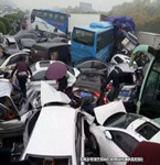 滬寧高速發(fā)生50車(chē)連環(huán)車(chē)禍！當(dāng)發(fā)生車(chē)禍時(shí)我們應(yīng)該怎么辦？