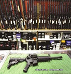 網購40萬元的“軍火裝備” 堪比軍火庫