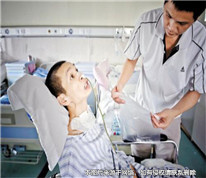 兒子變植物人，公婆卻主動勸兒媳離婚