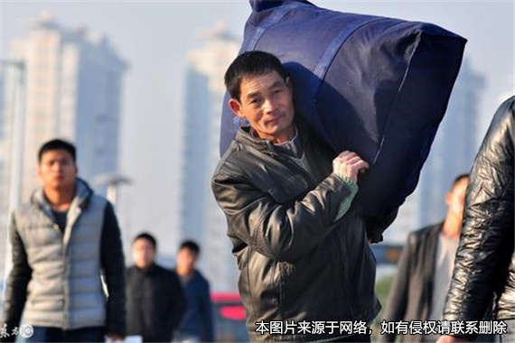 丈夫外出務(wù)工不顧家，妻子起訴離婚