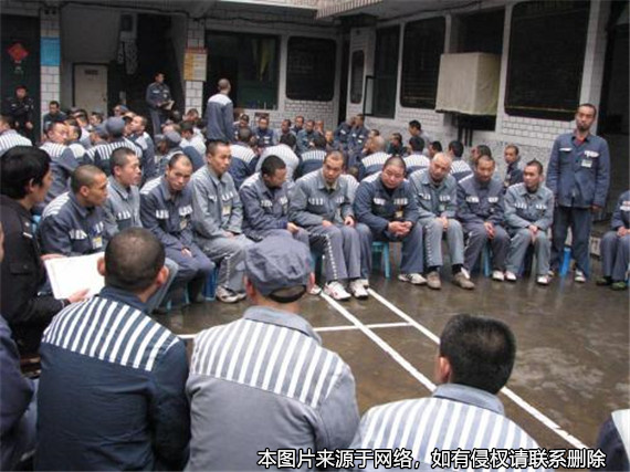 罪犯逃亡期間結婚，被判刑后妻子起訴離婚獲支持