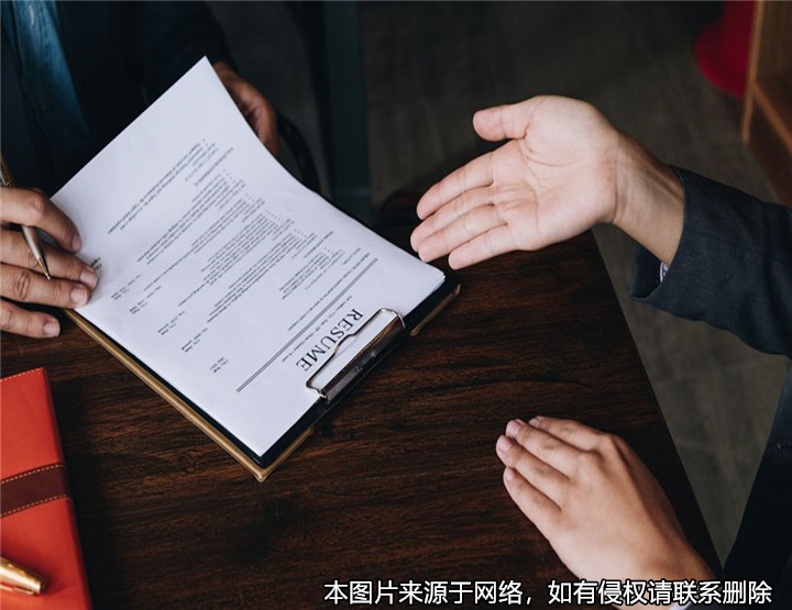 自己打工由妻子簽合同，合同被解除后男子狀告公司索雙倍工資