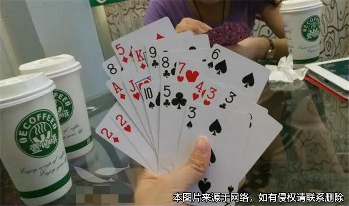 男子因前妻打牌，起訴變更撫養(yǎng)權(quán)被法院駁回