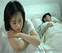 「上海離婚律師」離婚七個月后前夫得一女兒，女方起訴前夫主張精神損失費