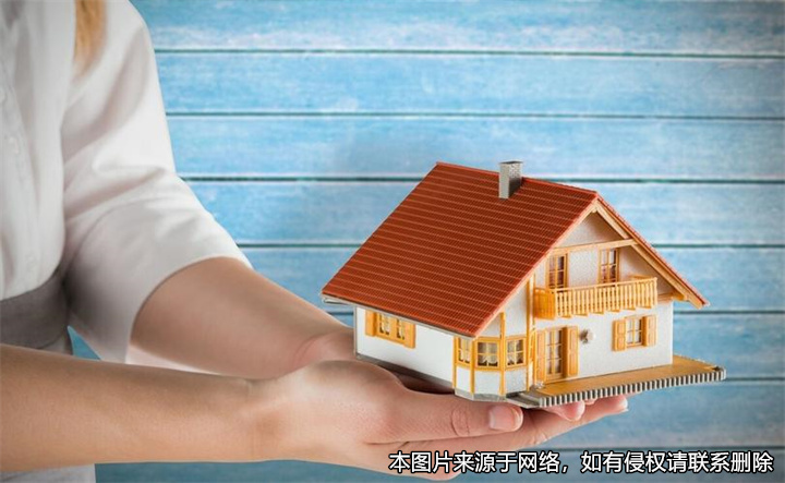 老人與同事建立贍養關系贈與房屋后反悔，向法院起訴撤銷贈與